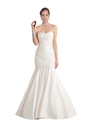 Cheap Strapless Mermaid Ruched Satin Beach Wedding Dress with Low Back UK