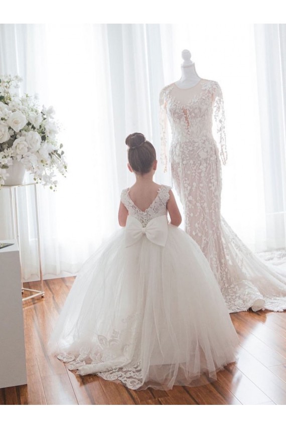 Cheap Ivory Ball Gown Chapel Train Sleeveless Flower Girl Dress UK