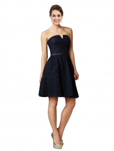 Cheap Classic Knee Length Lace Bridesmaid Dress / Cocktail Dress with Notched Neckline UK