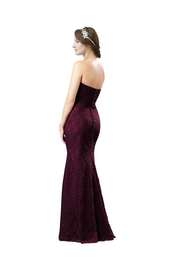 Cheap Fitted Long Lace Bridesmaid Dress with Sweetheart Neckline UK