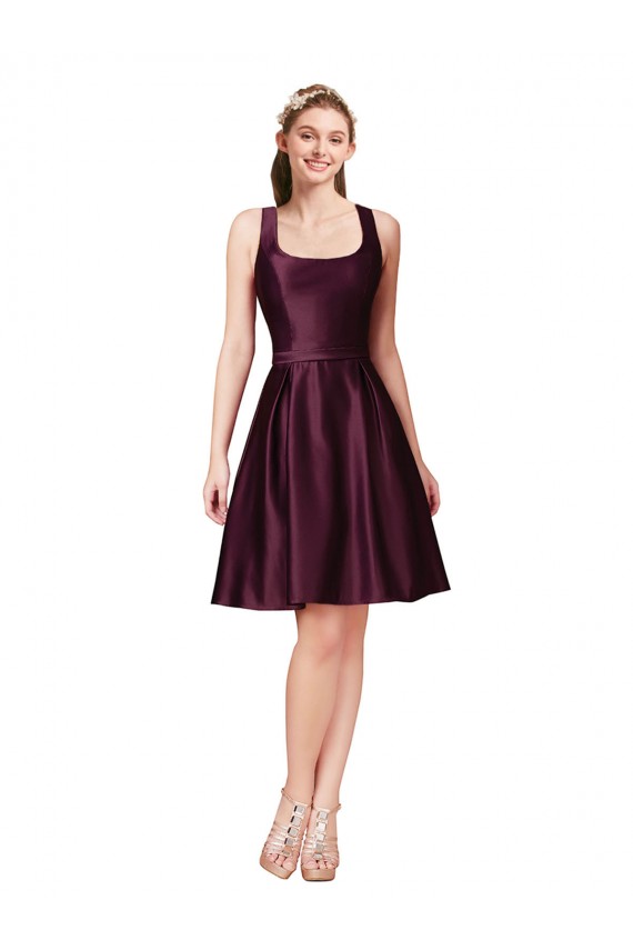 Cheap Classic Cocktail Knee Length Satin Bridesmaid Dress / Prom Dress with V Back and Bow Detail UK